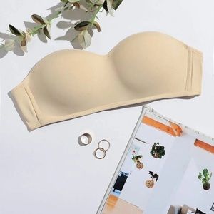 Strapless bra(attachable straps)